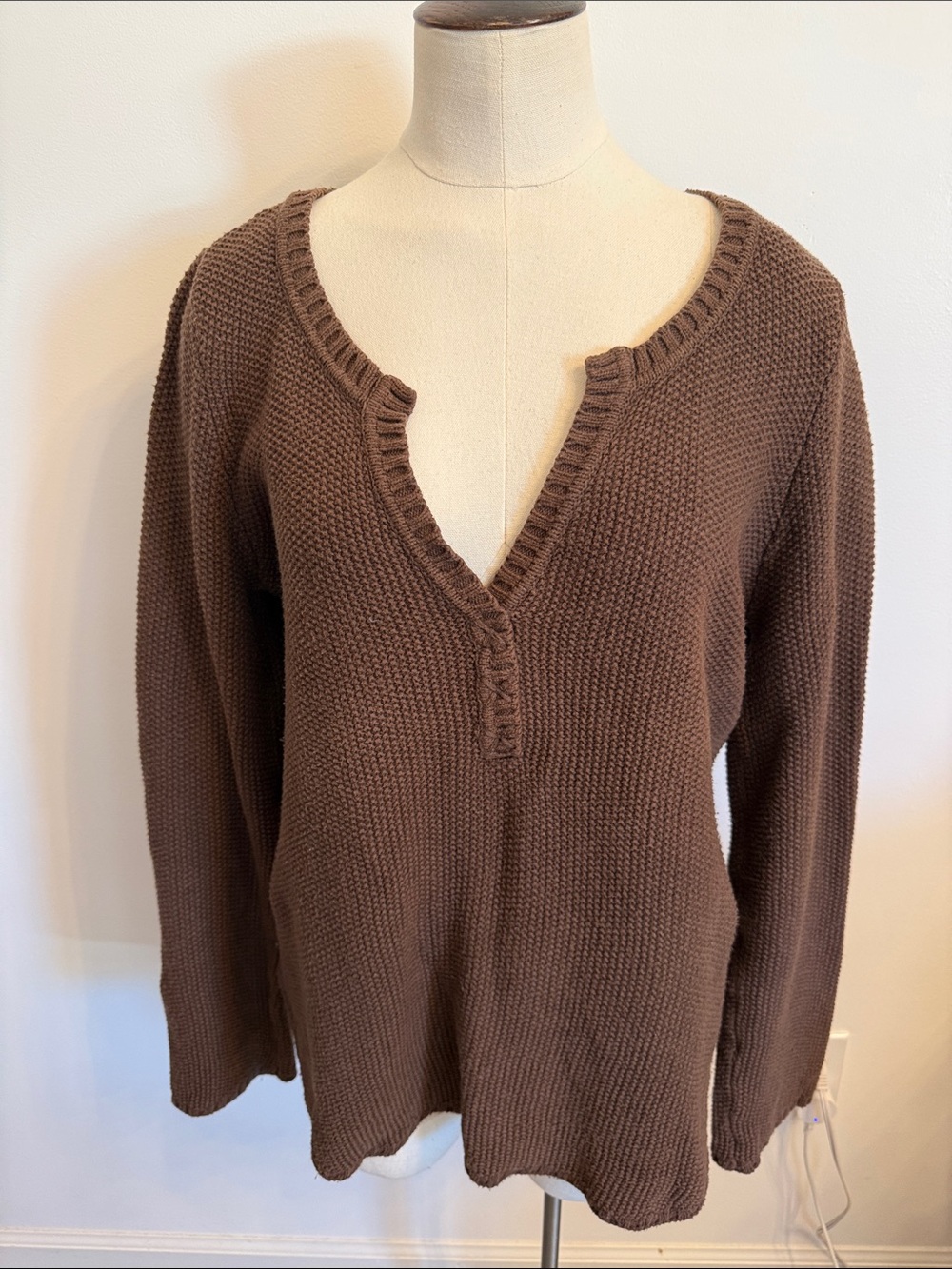Caribbean Joe Brown V-Neck Knit Sweater Size Large